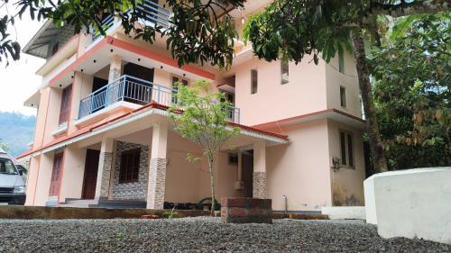 Udumbanchola Hotel | M J Resorts and Homestay