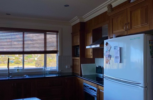 Malua Bay House | Magnificent Ocean Living Malua Bay