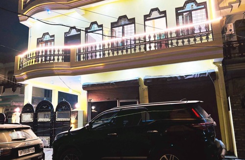 Naini Apartment | maha kumbh highseas hotel