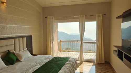 Banjara Hills Hotel | Mahak Suites