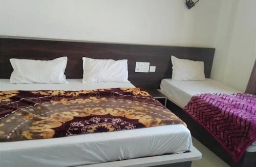 Sikar Hotel | Mahendra place