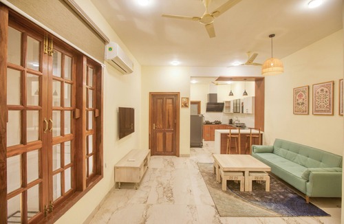 White Town Apartment | Maison Zane Flat 1, rooftop pool with seaview.