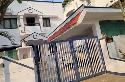 Hyderabad House | MAJESTIC MAHINDRA HILLS hEIGHTS -BR1