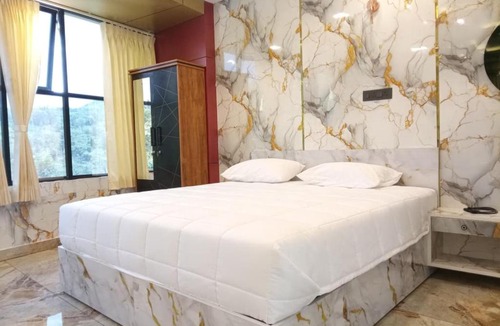Maraiyur Hotel | Majestic Marvel