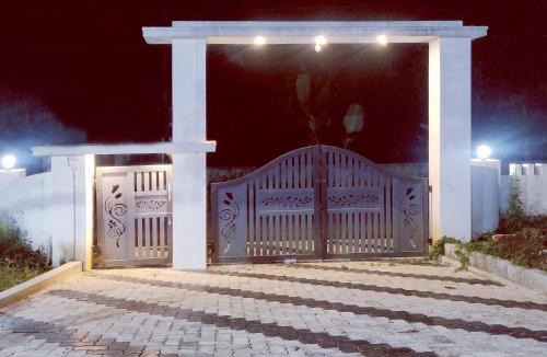 Devikolam Villa | Mamalakandam The White House Homestay