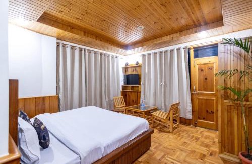 Jagatsukh Bed & Breakfast | Manali Parvat View