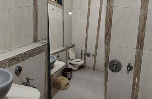 Shamlaji Hotel | Mangal Murti Hotels Pvt. Ltd.