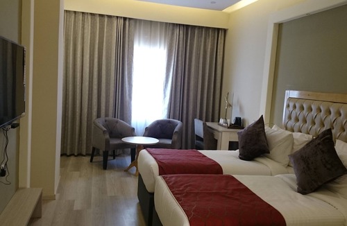 Davanagere Hotel | Mango Hotels Naveen