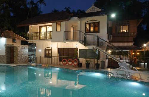 Puthenvelikara House | Mangrove Heritage Home, Chendamangalam