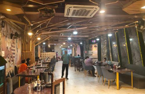 Ballia Hotel | Manjeet Hotel & Restaurant