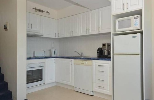 Manly Apartment | Manly Seaside Bliss 1 br apartment fabulous views