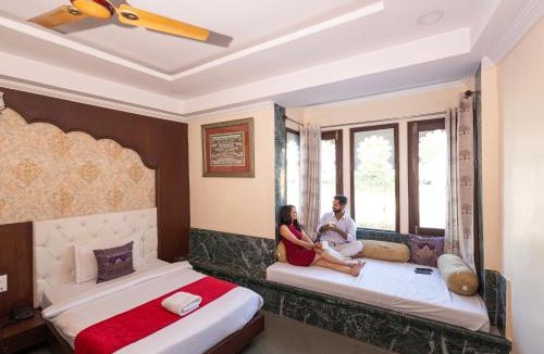 Lake Swaroop Sagar Hotel | Mannat Udaipur Lakeview Boutique