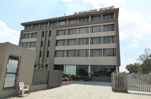 Narsinghgarh Hotel | Manratan Resort