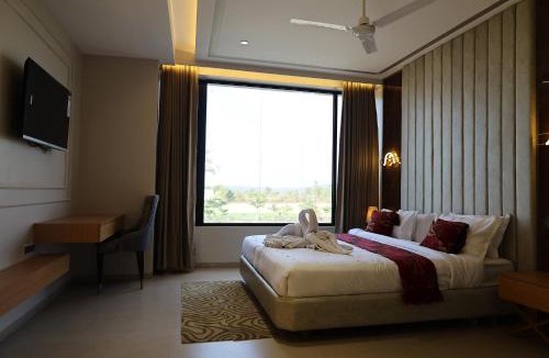 Narsinghgarh Hotel | Manratan Resort