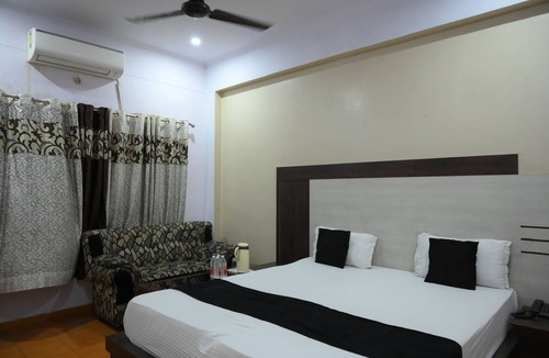 Bareilly Hotel | Mansarovar Hotel & Banquets