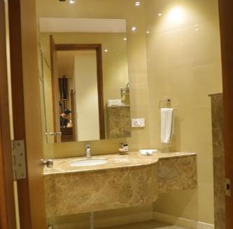 Taj Ganj Hotel | Maple Grand