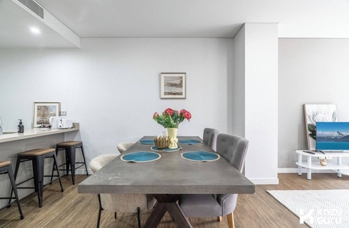 Mascot Apartment | Mascot | Stylish 2BR | Balconyand Parking
