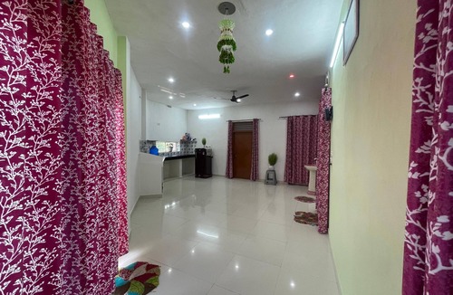 Mathura Bed & Breakfast | Mathura