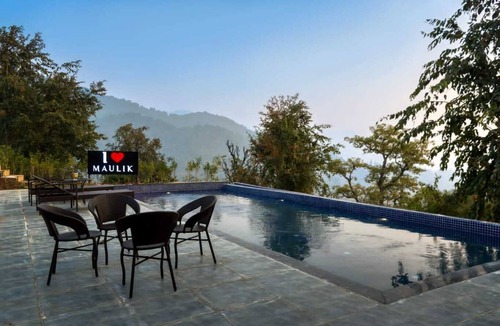 Garjia Hotel | MAULIK RETREAT