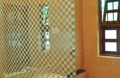 Saunta Vaddo Hotel | Mayflower Beach Resort