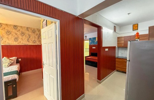 Nedumbassery Apartment | Mayflower Family Lounge -Cochin Airport