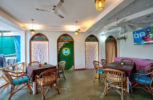 Baga Hotel | Mayonna Creek Side