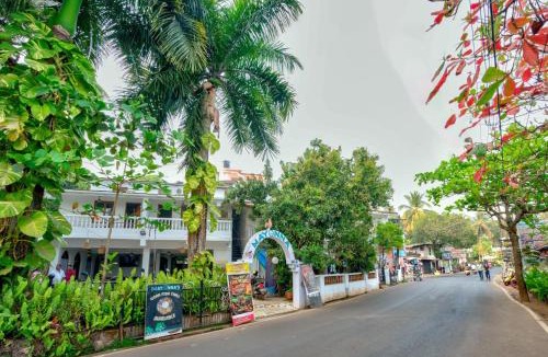 Baga Hotel | Mayonna Creek Side