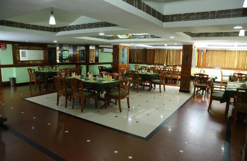 Guruvayur Hotel | Mayura Residency