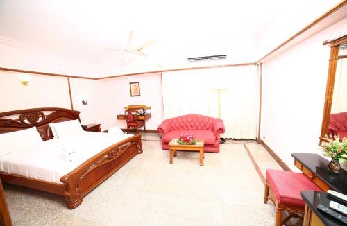 Guruvayur Hotel | Mayura Residency