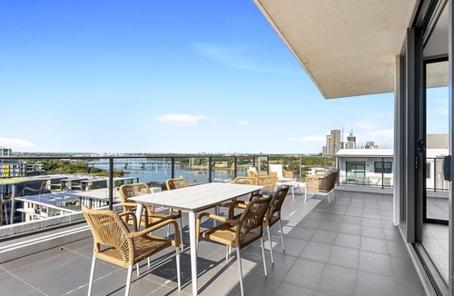 Meadowbank Apartment | Meadowview Haven