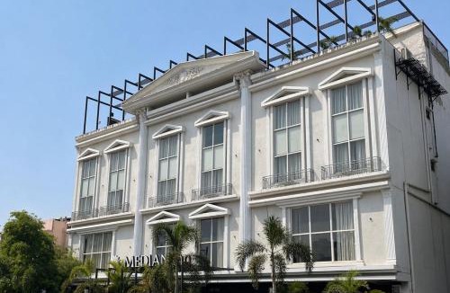 Nagpur Hotel | Median Inn