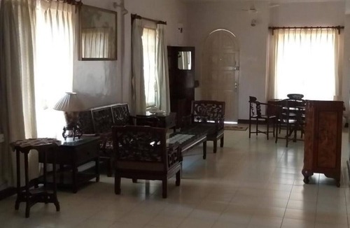Vainguinim House | Meeting Point - Goa Holiday Home - Unit 3