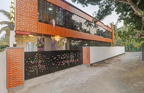 Kuzhuppilly Cabin | Melanna Cherai Beach