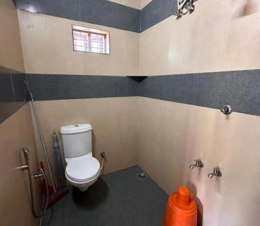 Pirmed Hotel | Melel Hill View