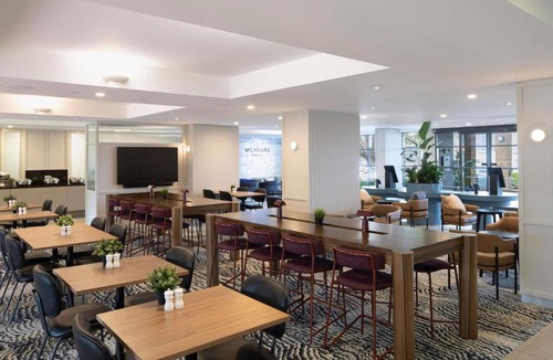 Brookvale Hotel | Mercure Sydney Manly Warringah