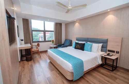 Town Hall Hotel | Metro park inn