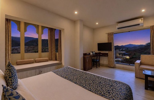 Udaipur Resort | Mewar Palace Luxury Resort & Private Pool Villas - Udaipur