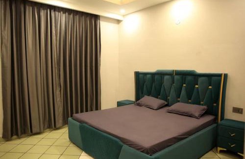 Faridabad Apartment | Midnight Madness