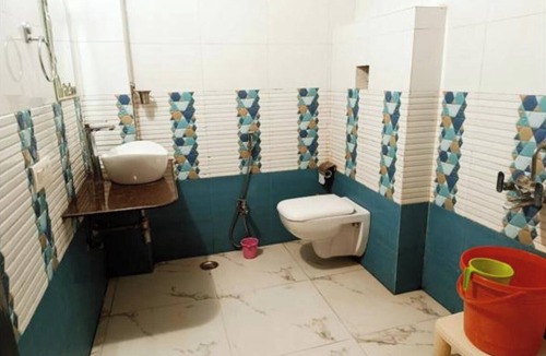 Madhepura Hotel | Midway Madhepura Mandal Rd