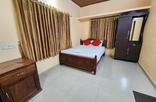 Devikolam Hotel | Mist Valley Munnar