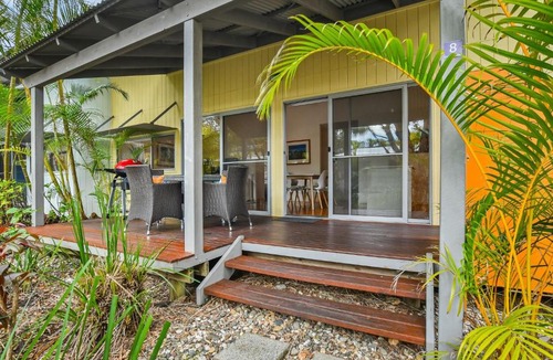 Boomerang Beach House | Mobys Resort 08