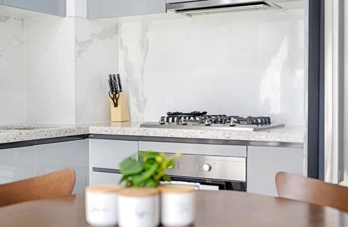 Sydney Olympic Park Apartment | Modern 1B1B @Sydney Olympic Park