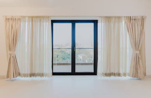 Gandipet House | Modern 3BHK City & Sunrise Views Posh Society