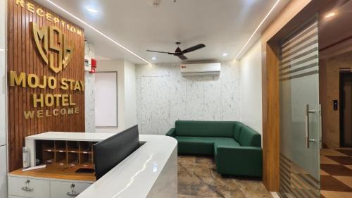 Ahmedabad Hotel | Mojo stay hotel