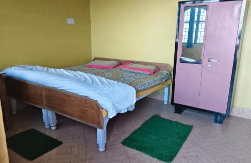 Pauri Hotel | Monal Stays Khirsu