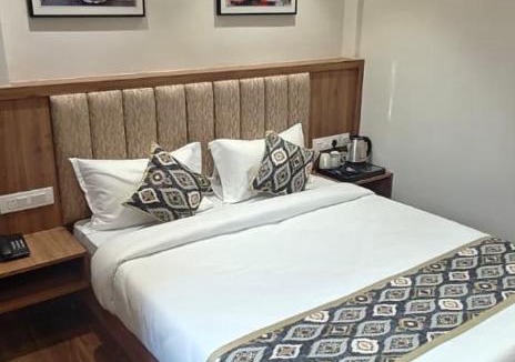 Gachibowli Hotel | Monarch Montvert Hitec