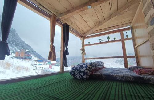 Kullu Bed & Breakfast | Monk Hut
