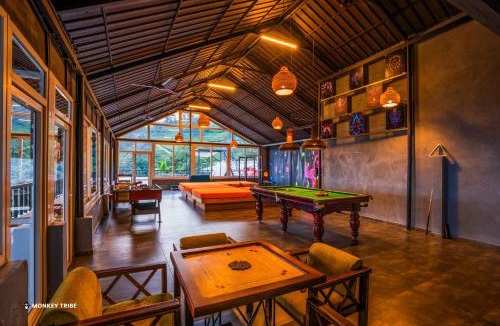 Pallivasal Hostel | Monkey Tribe Munnar