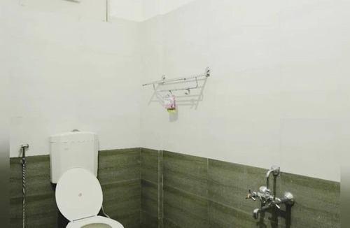 Devikolam Hotel | Moon Way