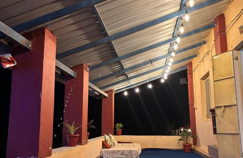 Ulhasnagar Apartment | Moonlite Farmstay